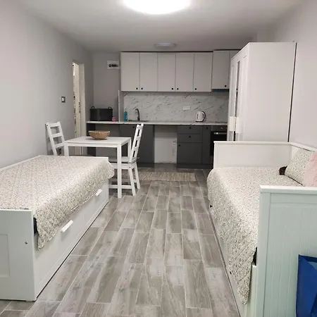 студио в центъра на град бургас. Apartment