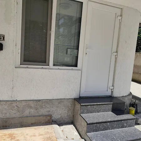 Lägenhet студио в центъра на град бургас. *